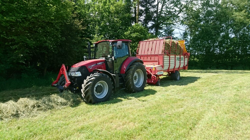 Traktor%20mit%20Ladewagen